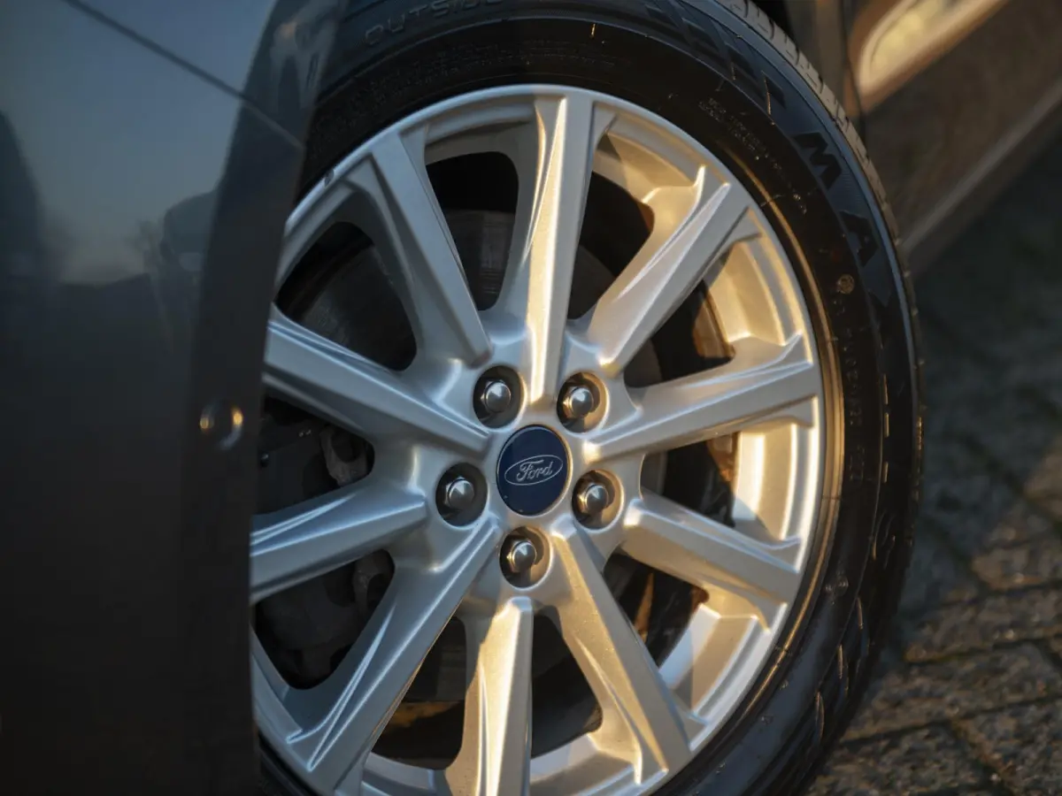 1.5 160pk Titanium 7p. | Gereviseerde motor | Pano | Navi & Apple Carplay/Android Auto | Elektr. achterklep | Keyless | Voorruitverwarming | Parkeer pakket | Lane Assist | Verkeersbord Assis