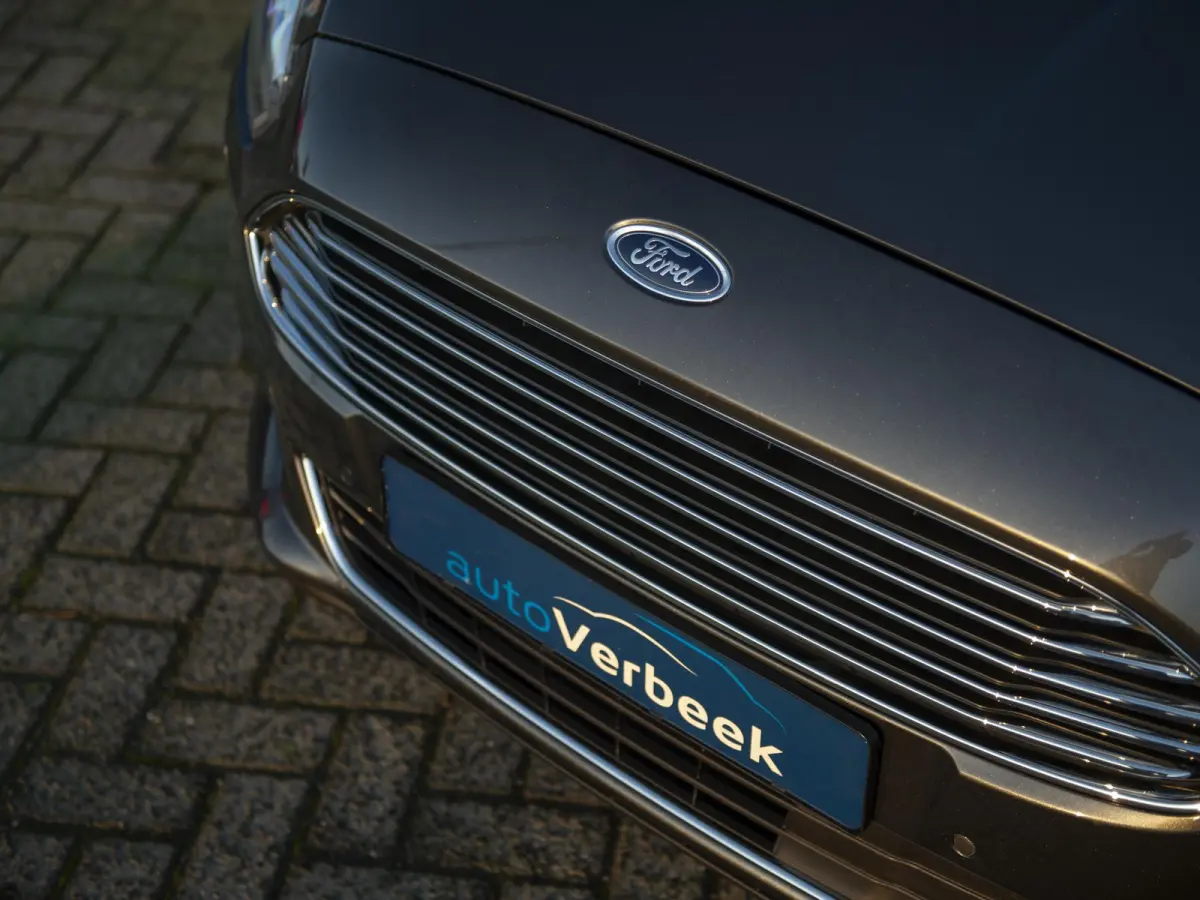 1.5 160pk Titanium 7p. | Gereviseerde motor | Pano | Navi & Apple Carplay/Android Auto | Elektr. achterklep | Keyless | Voorruitverwarming | Parkeer pakket | Lane Assist | Verkeersbord Assis