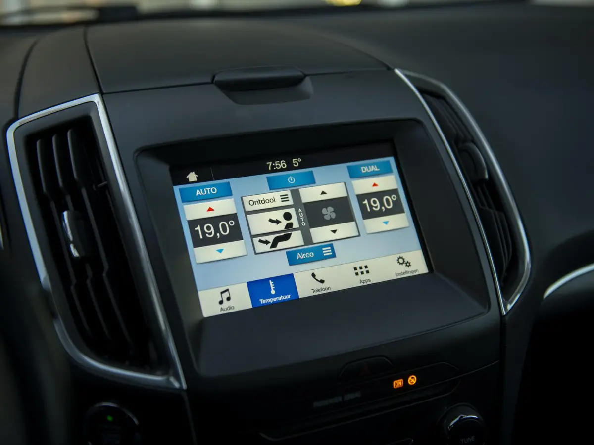 1.5 160pk Titanium 7p. | Gereviseerde motor | Pano | Navi & Apple Carplay/Android Auto | Elektr. achterklep | Keyless | Voorruitverwarming | Parkeer pakket | Lane Assist | Verkeersbord Assis