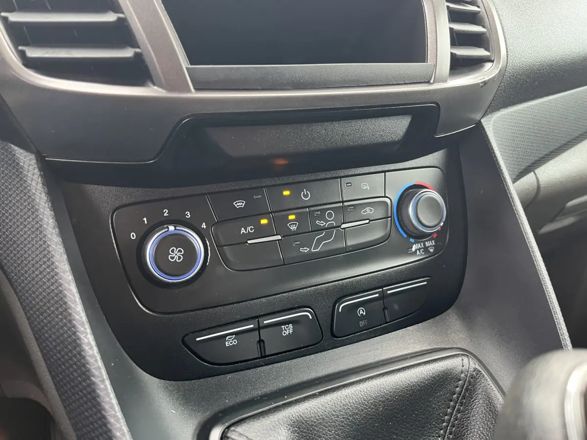 1.5 EcoBlue L2 Trend 100pk/74kW 6-bak | Camera | Carplay | Cruise |  DEMO