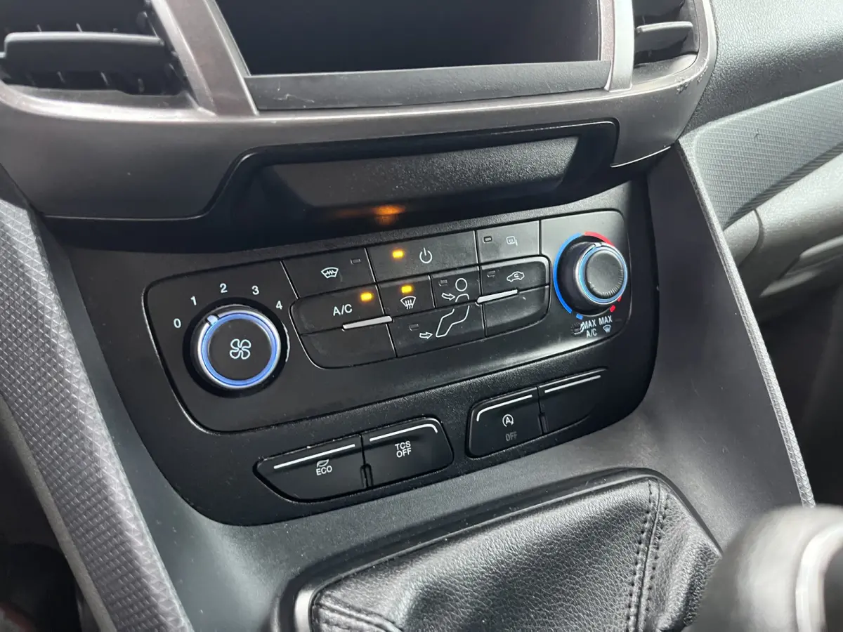1.5 EcoBlue L2 Trend 100pk/74kW 6-bak | Camera | Carplay | Cruise |  DEMO