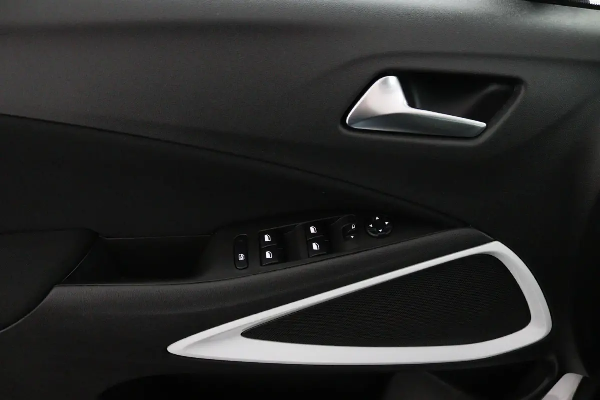 1.2 Turbo Edition 2020*A/C*CRUISE*CARPLAY*