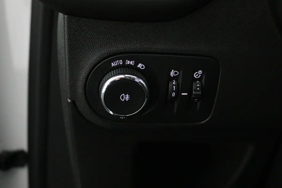 1.2 Turbo Edition 2020*A/C*CRUISE*CARPLAY*