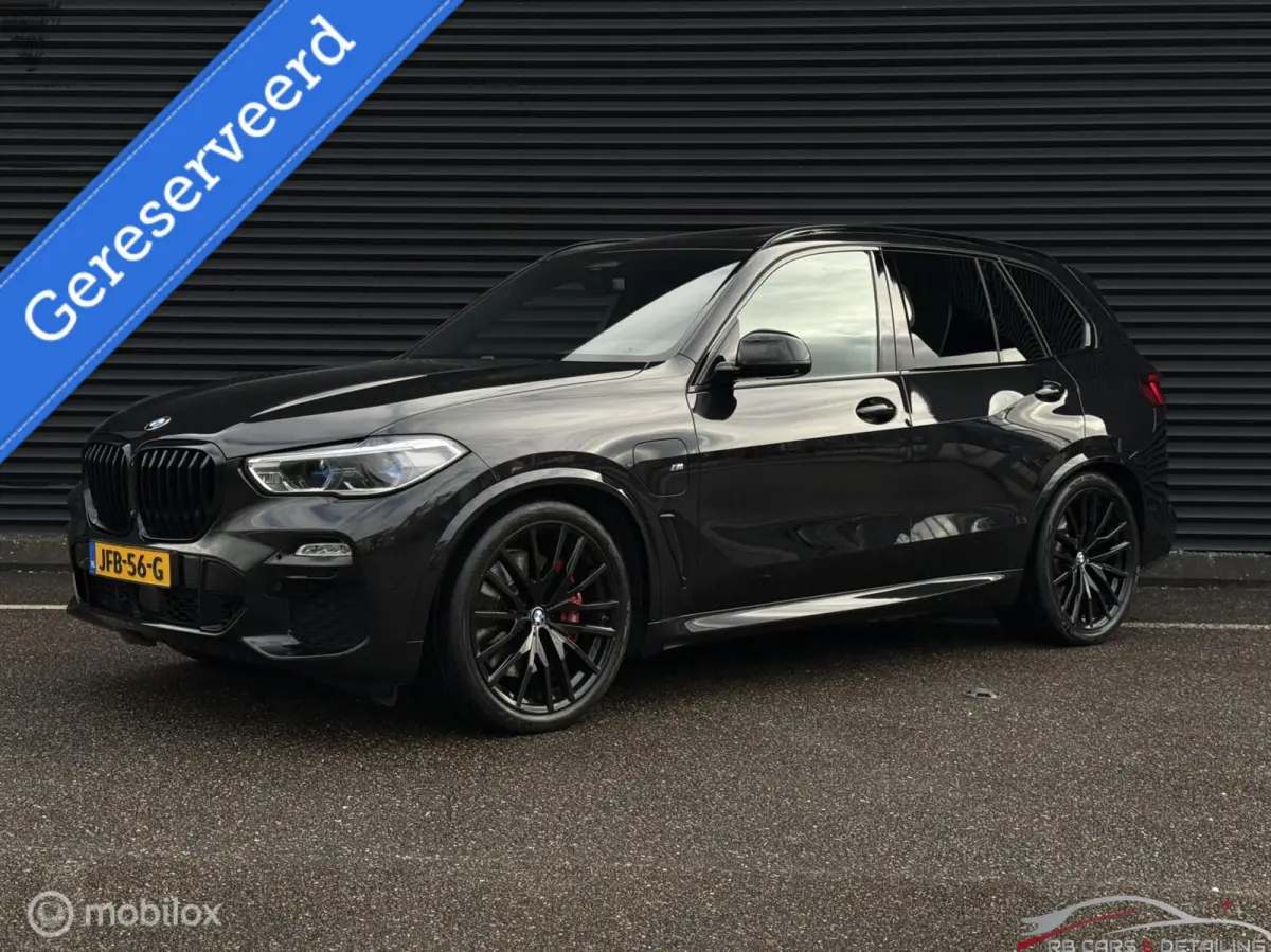 xDrive45e High Executive, M,LASER, B&W, SKY, CARBON,