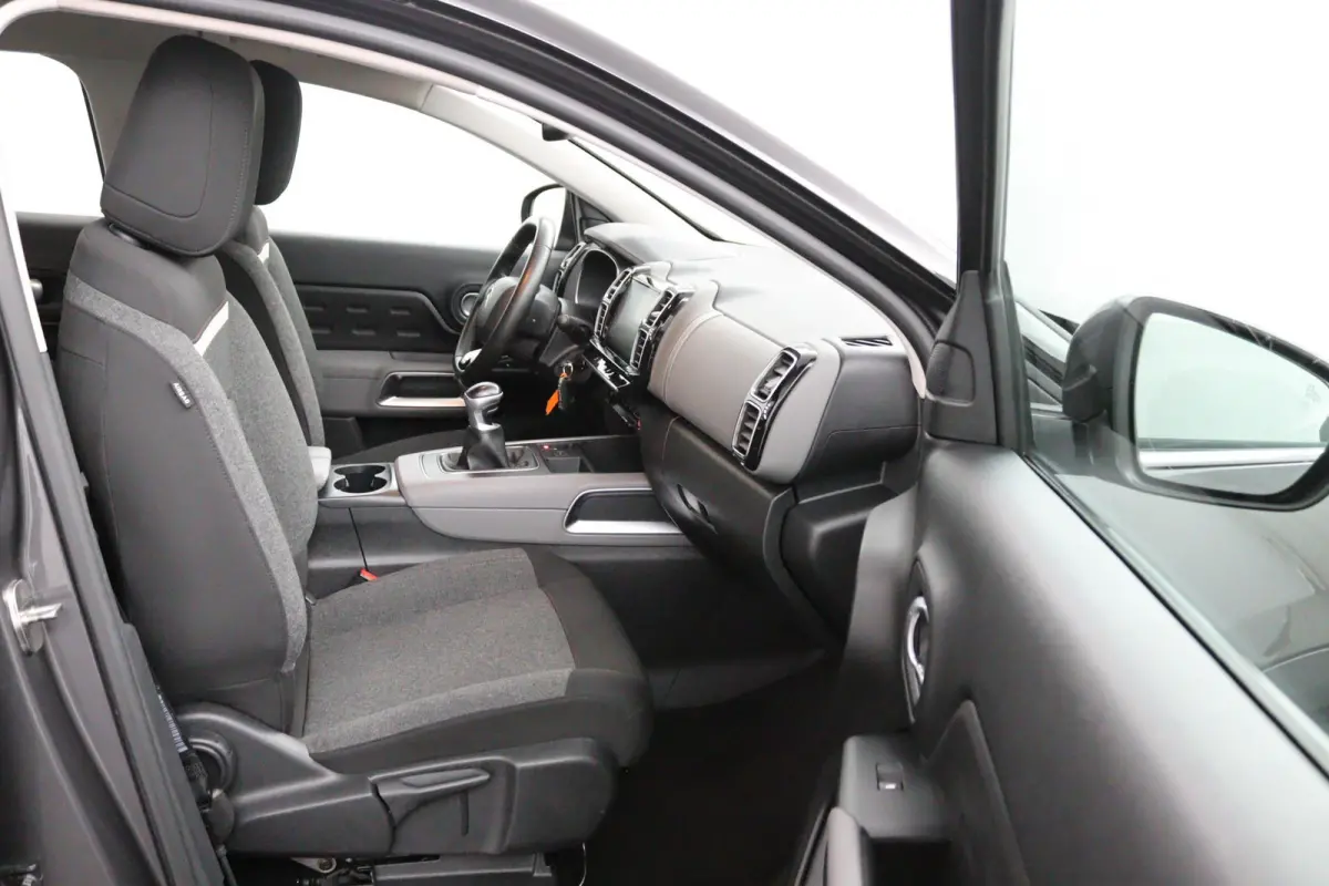 1.2 Business*130PK*ECC*CAM*NAVI*ACC*CARPLAY*