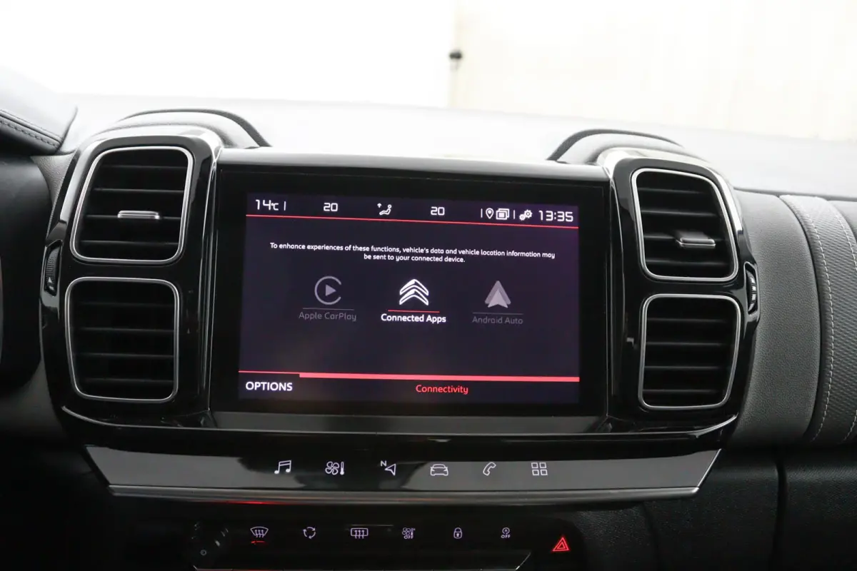 1.2 Business*130PK*ECC*CAM*NAVI*ACC*CARPLAY*