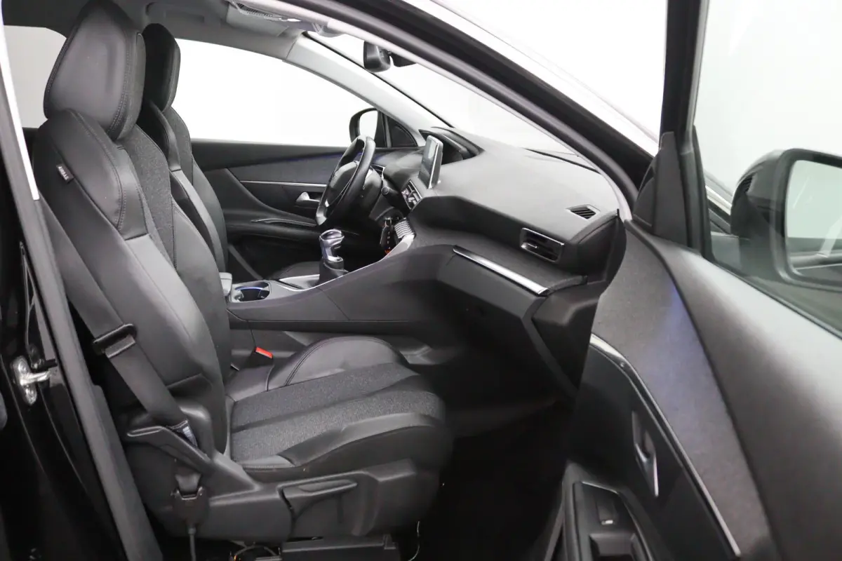 1.2 Allure*130PK*ECC*CRUISE*NAVI*CARPLAY*