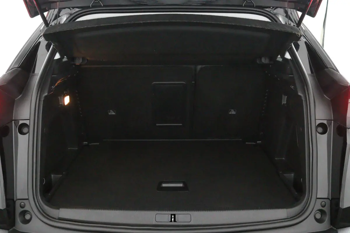 1.2 Allure*130PK*ECC*CRUISE*NAVI*CARPLAY*