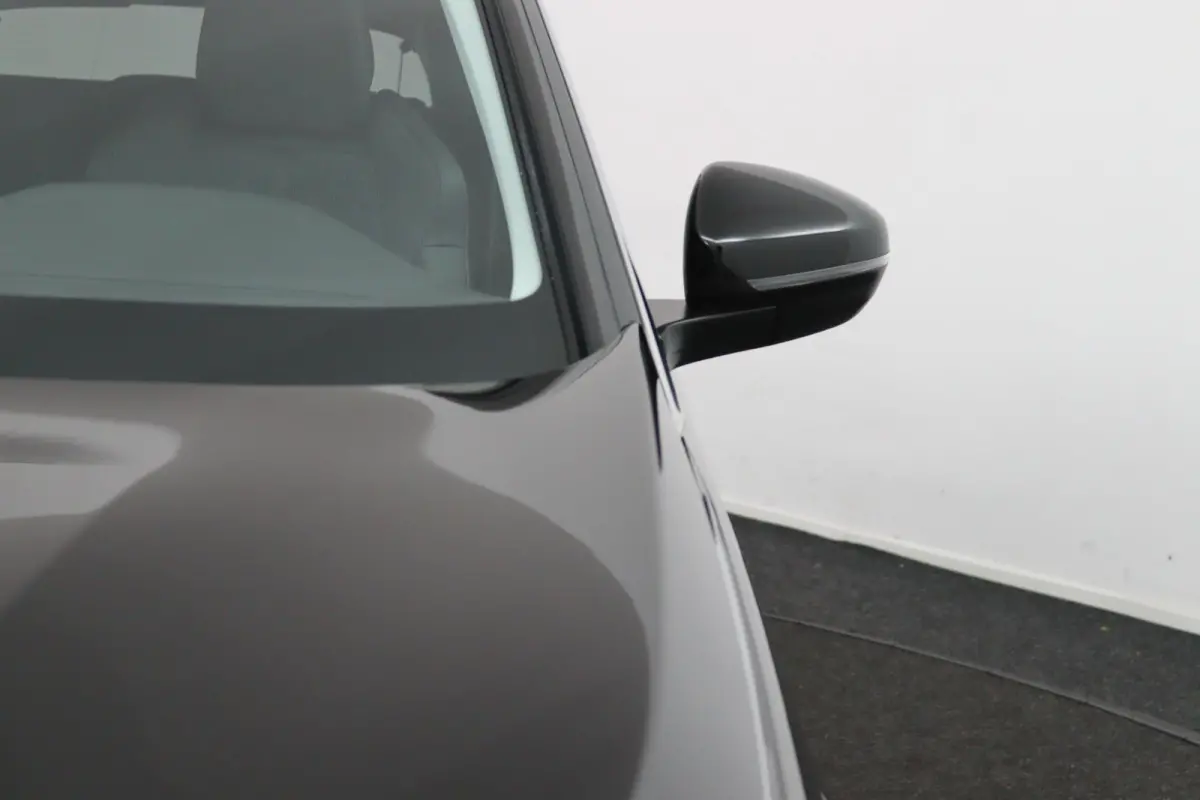 1.2 Allure*130PK*ECC*CRUISE*NAVI*CARPLAY*