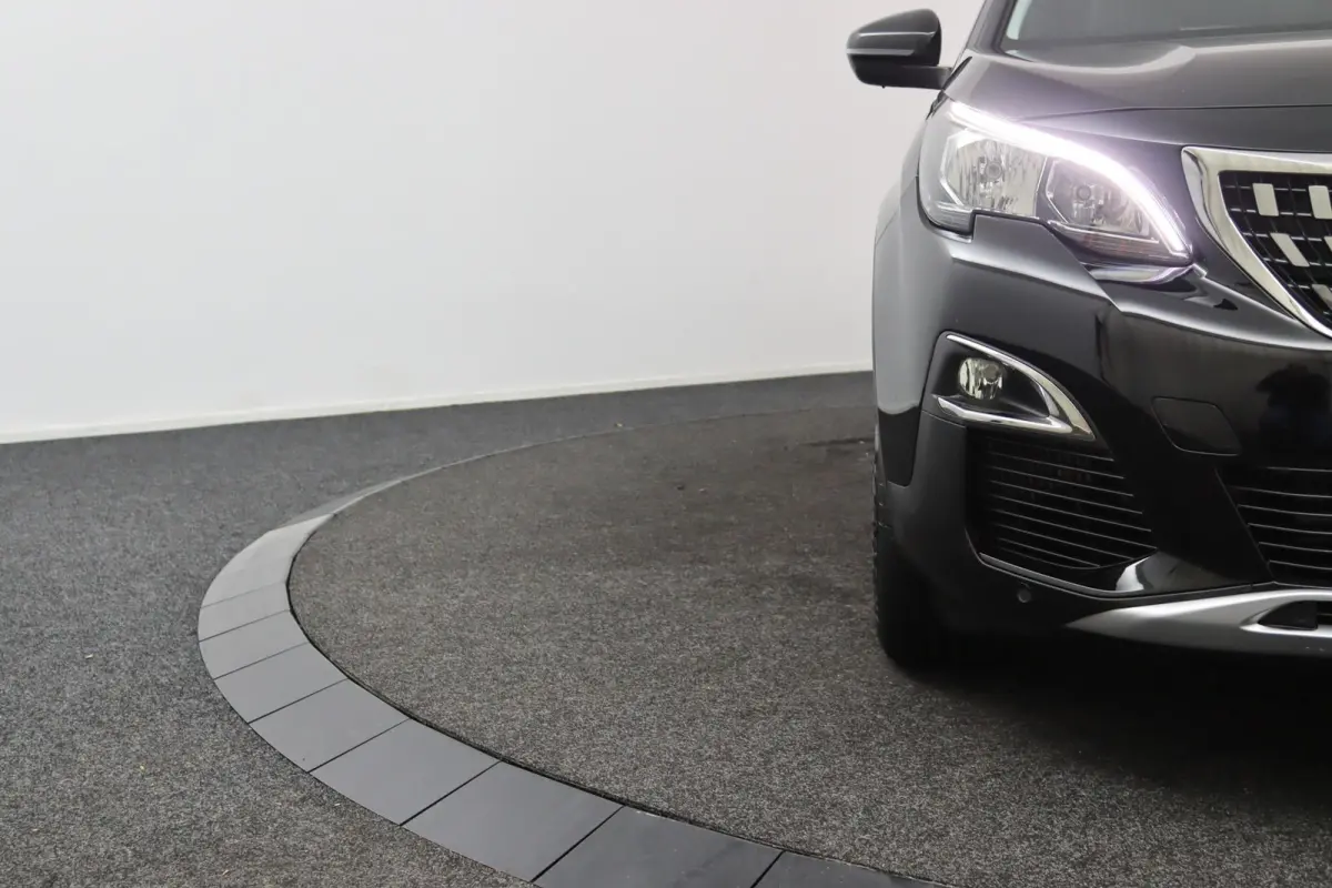 1.2 Allure*130PK*ECC*CRUISE*NAVI*CARPLAY*