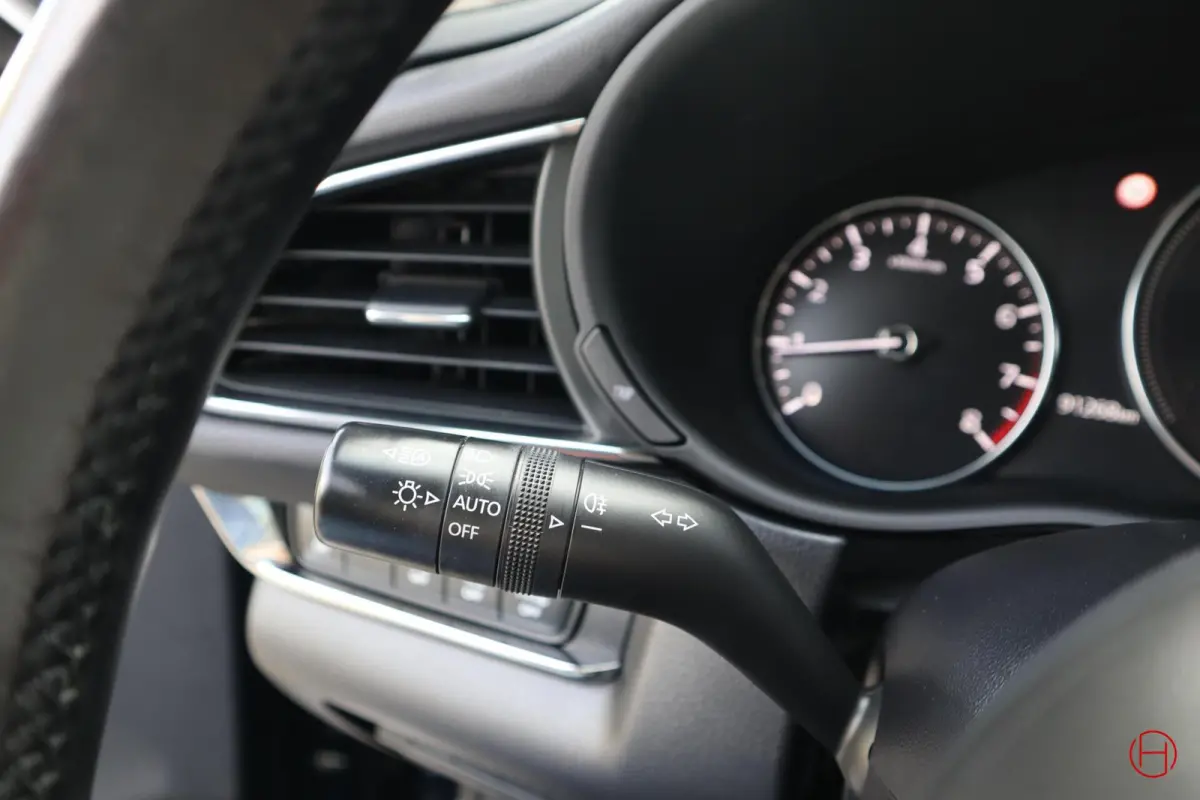 2.0 e-SkyActiv-G M Hybrid / 1e EIG / Camera / PDC / Cruise