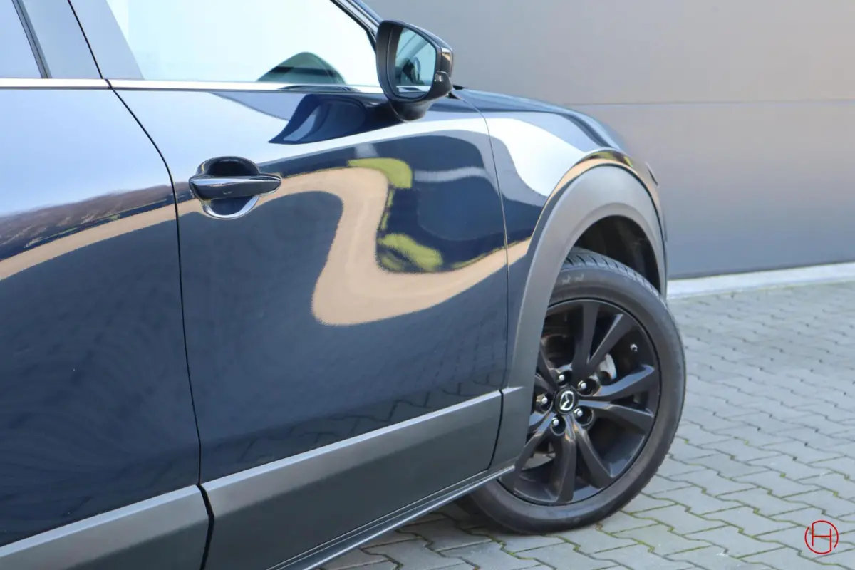 2.0 e-SkyActiv-G M Hybrid / 1e EIG / Camera / PDC / Cruise