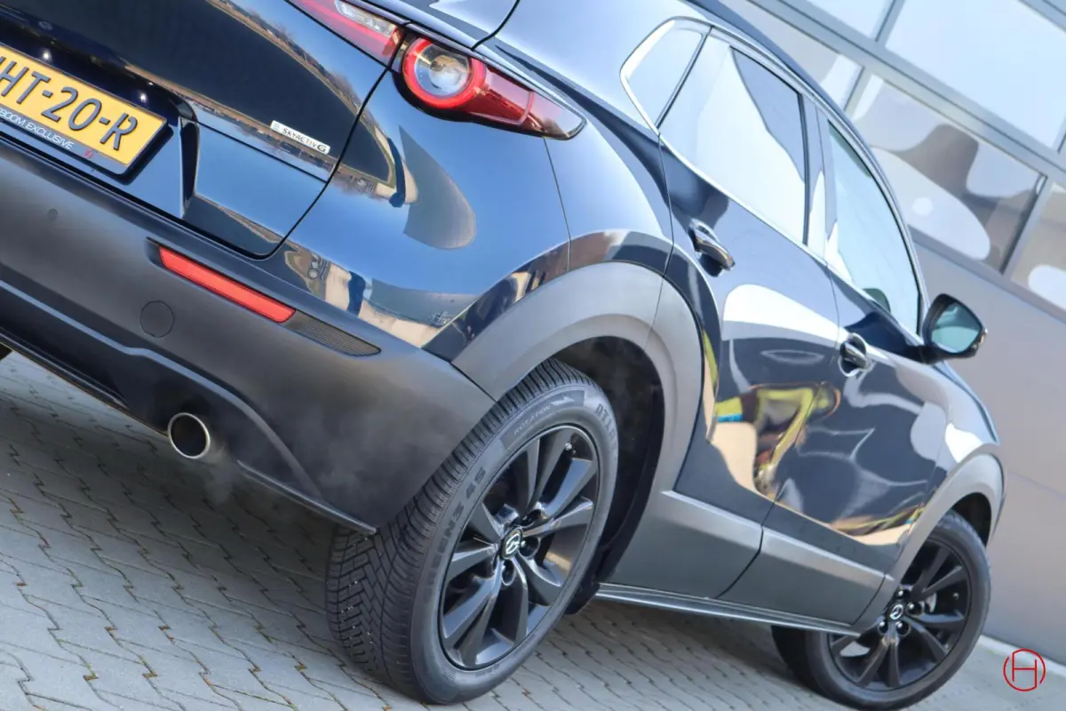 2.0 e-SkyActiv-G M Hybrid / 1e EIG / Camera / PDC / Cruise