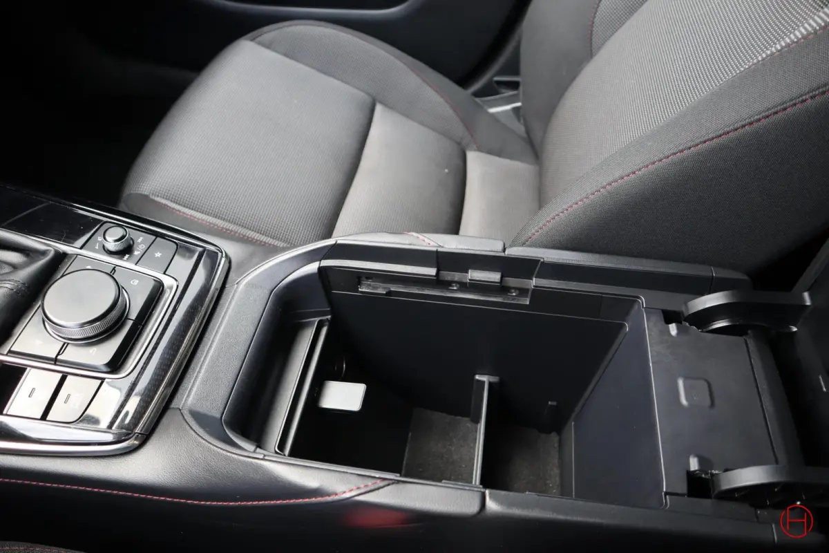 2.0 e-SkyActiv-G M Hybrid / 1e EIG / Camera / PDC / Cruise