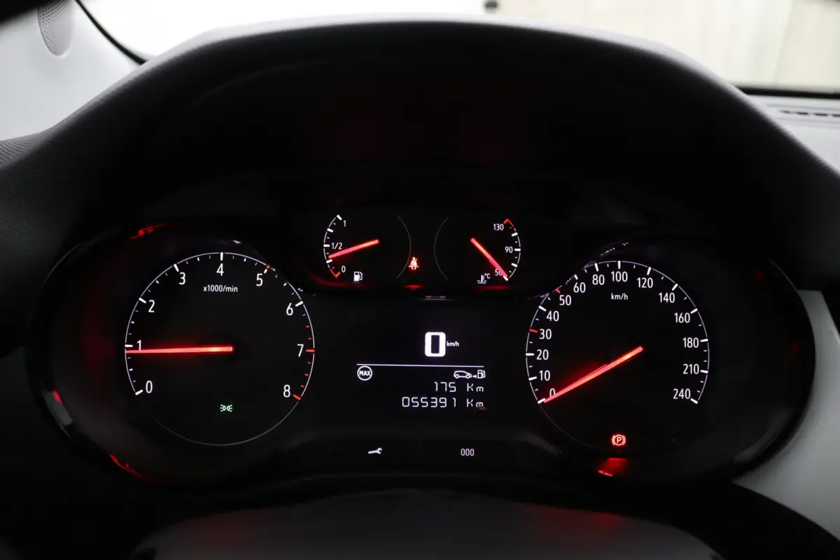 1.2 Turbo Edition 2020*ECC*CRUISE*CAM*CARPLAY*