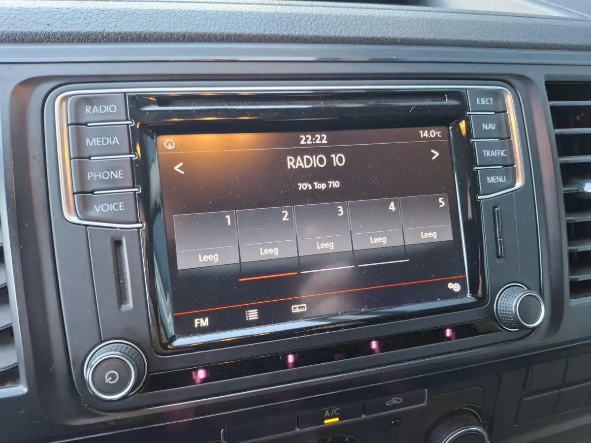 2.0 TDI L2H1 Highline DUBBELE SCHUIFDEUR / AIRCO / CRUISE CONTROLE / TREKHAAK