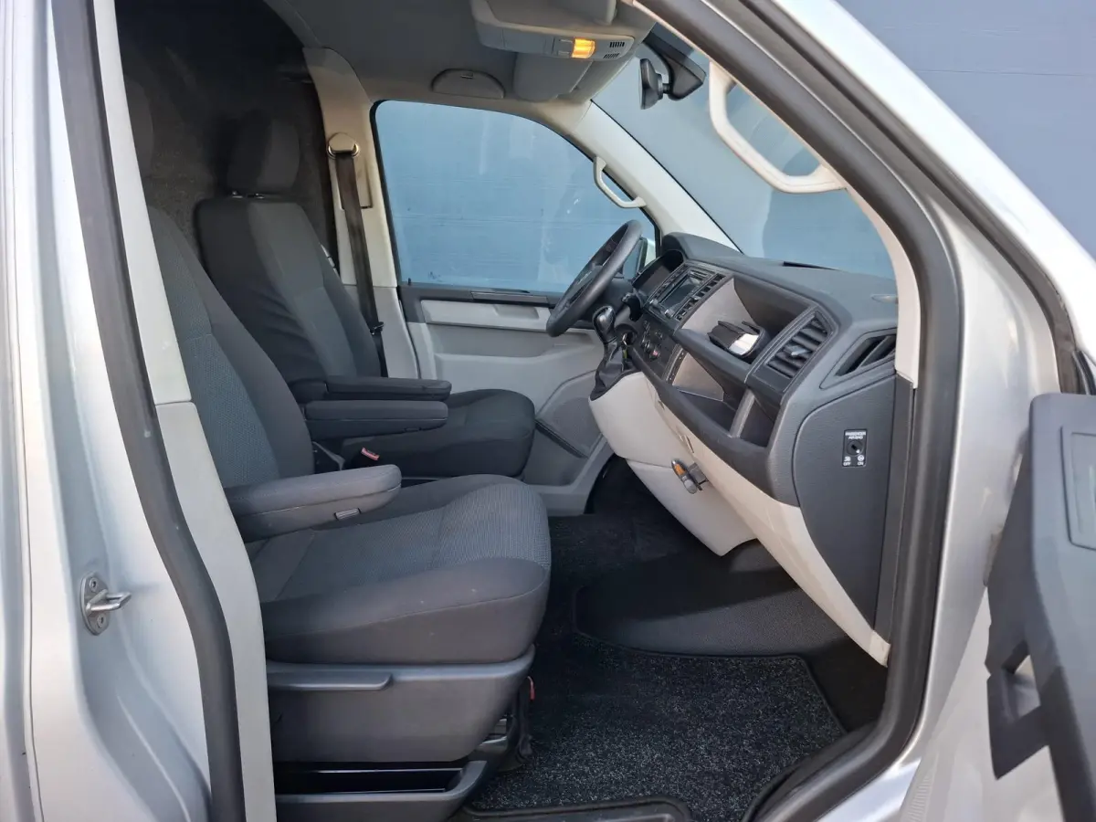2.0 TDI L2H1 Highline DUBBELE SCHUIFDEUR / AIRCO / CRUISE CONTROLE / TREKHAAK