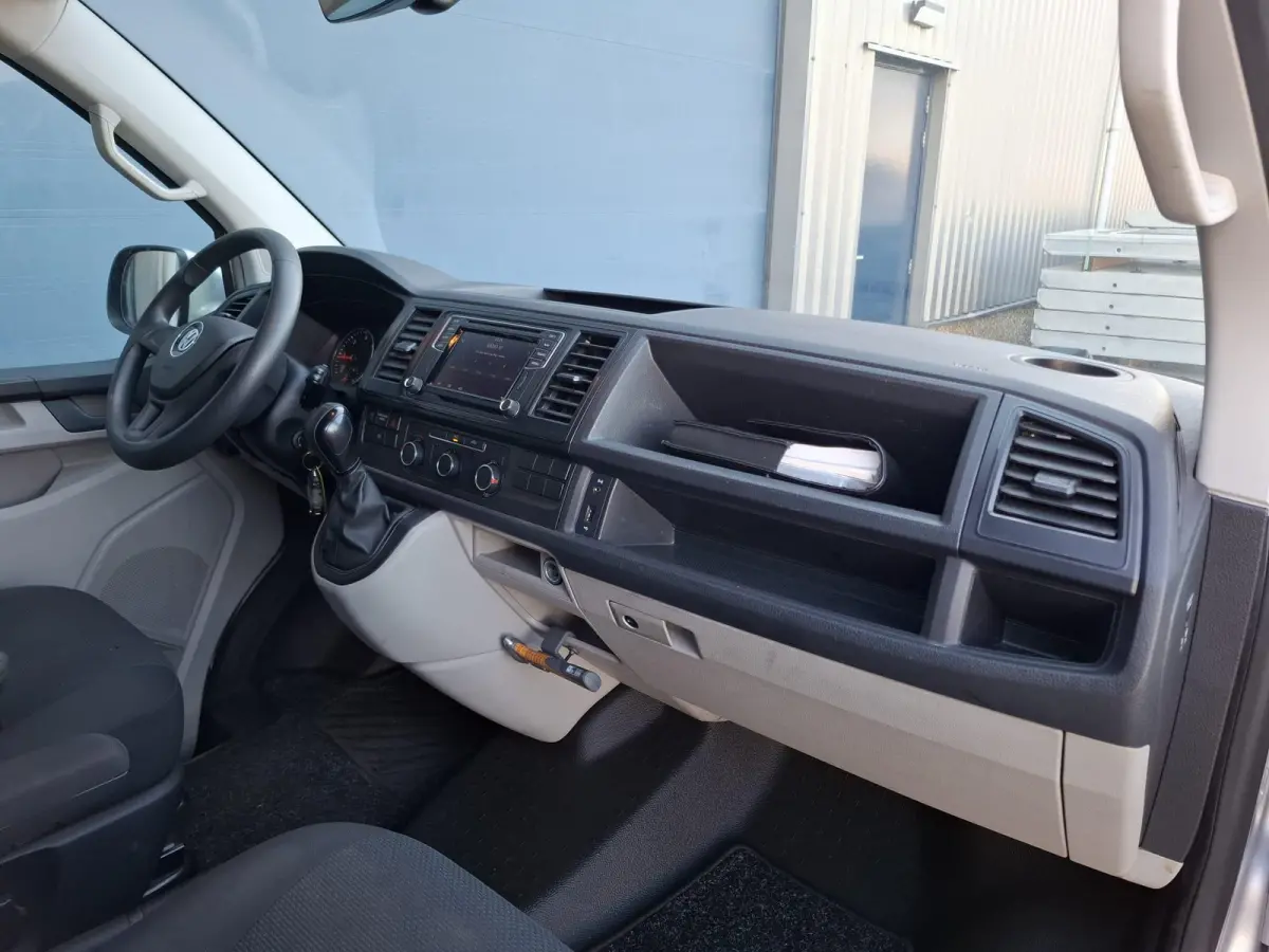 2.0 TDI L2H1 Highline DUBBELE SCHUIFDEUR / AIRCO / CRUISE CONTROLE / TREKHAAK
