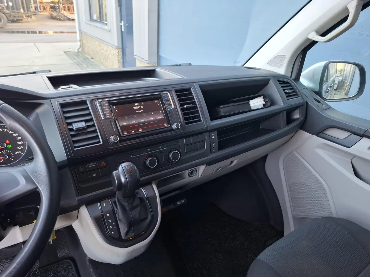 2.0 TDI L2H1 Highline DUBBELE SCHUIFDEUR / AIRCO / CRUISE CONTROLE / TREKHAAK