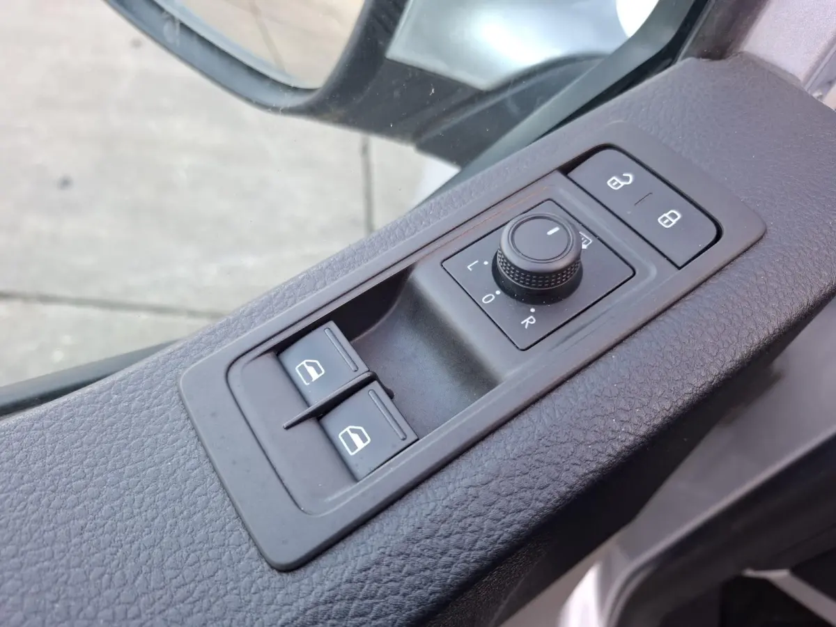 2.0 TDI L2H1 Highline DUBBELE SCHUIFDEUR / AIRCO / CRUISE CONTROLE / TREKHAAK