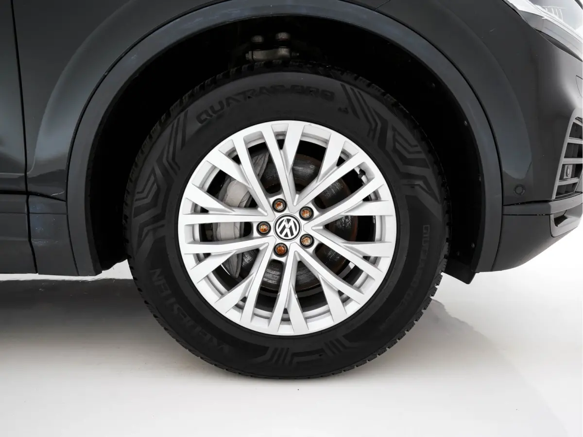 3.0 TDI R-Line (INCL-BTW) Aut. *LEATHER | FULL-LED | BLIND-SPOT | HEATED-COMFORTSEATS | AIR-SUSPENSION | KEYLESS | CAMERA | NAVI-FULLMAP | PRIVACY-GLASS | ADAPTIVE-CRUISE |  SHIFT-PADDLES | 