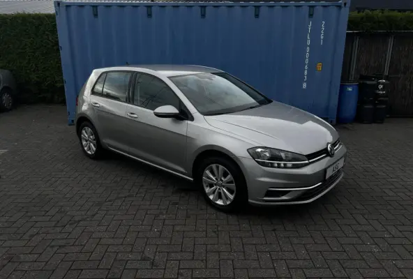 1.6 TDI |APPLE CARPLAY|CAMERA|ACC|