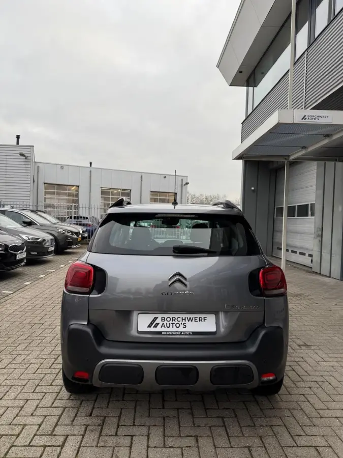 1.2 Benzine | Cruise control | Hoge instap | Bluetooth