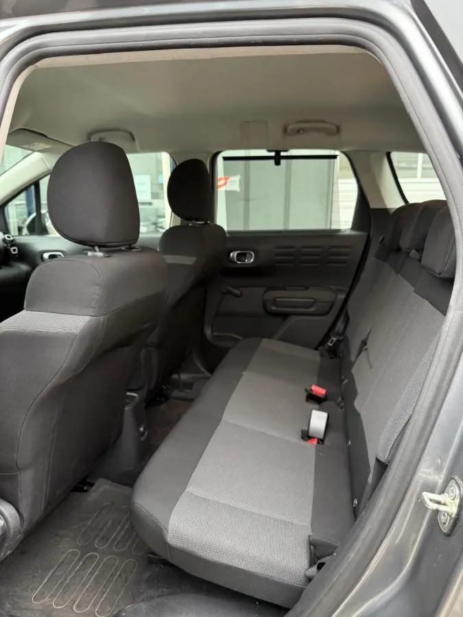 1.2 Benzine | Cruise control | Hoge instap | Bluetooth