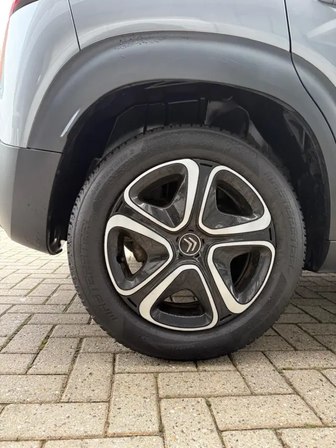 1.2 Benzine | Cruise control | Hoge instap | Bluetooth