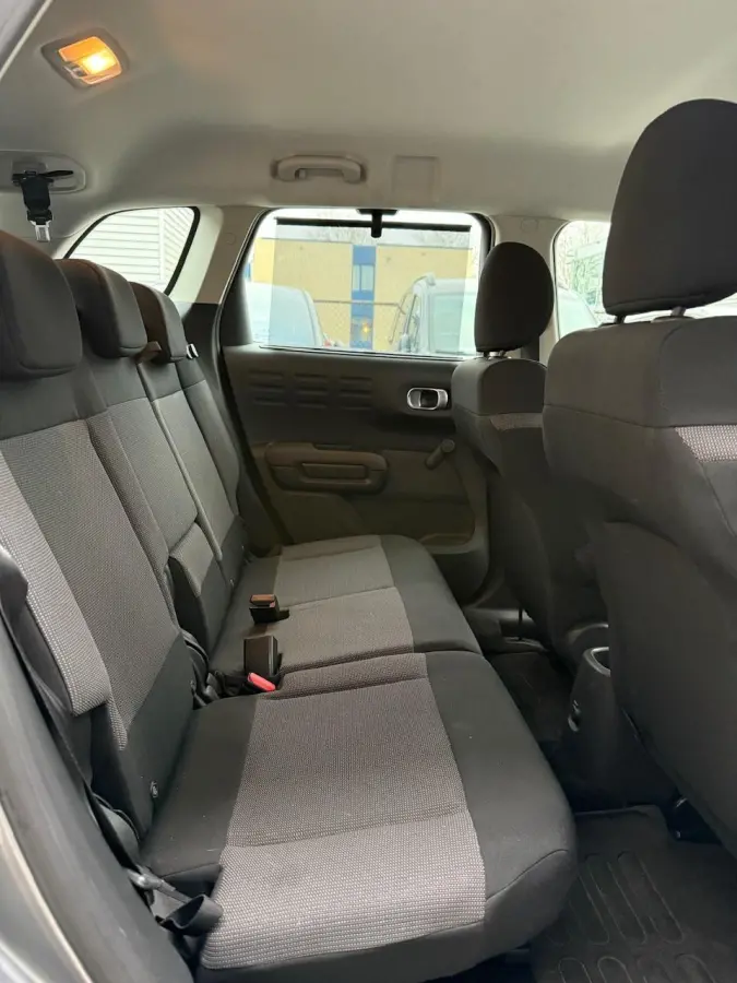 1.2 Benzine | Cruise control | Hoge instap | Bluetooth