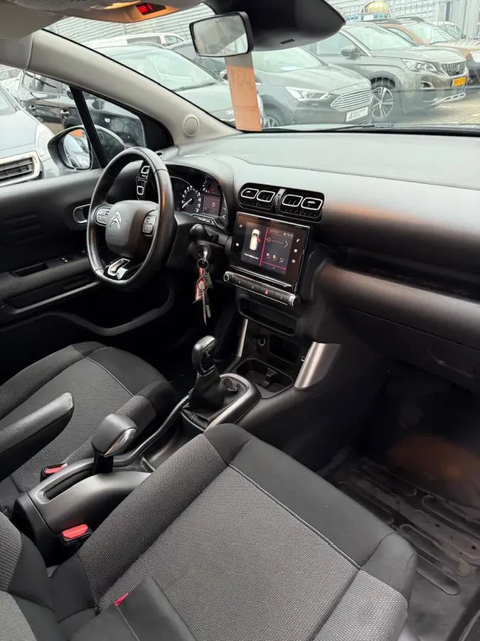 1.2 Benzine | Cruise control | Hoge instap | Bluetooth