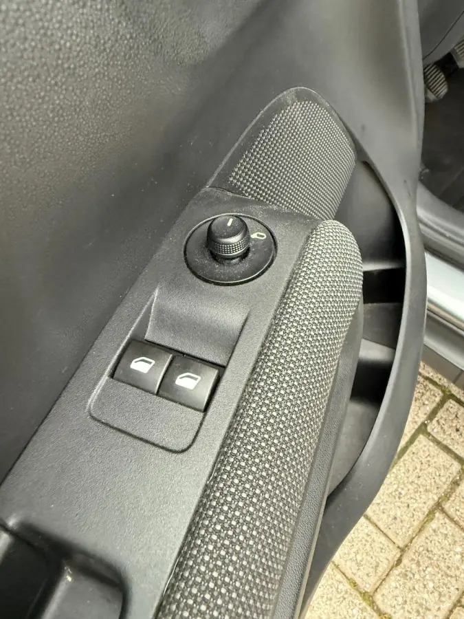 1.2 Benzine | Cruise control | Hoge instap | Bluetooth