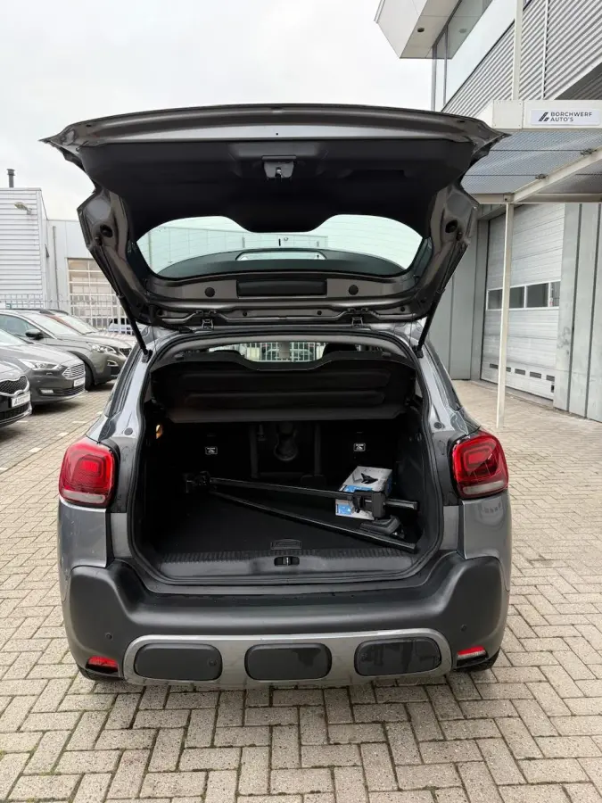 1.2 Benzine | Cruise control | Hoge instap | Bluetooth