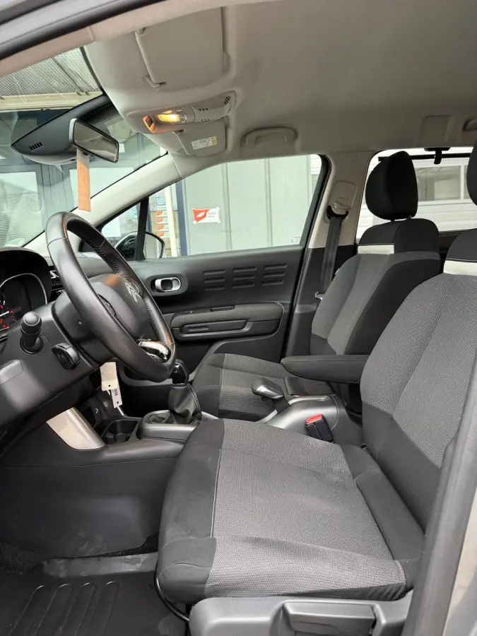 1.2 Benzine | Cruise control | Hoge instap | Bluetooth