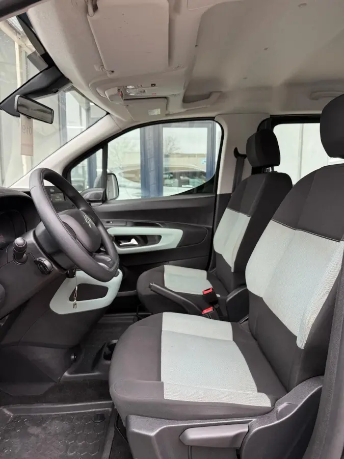 1.2 Benzine | Bluetooth | 5 zitplaatsen