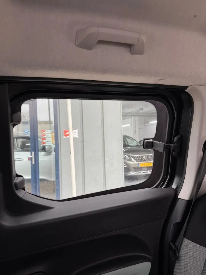 1.2 Benzine | Bluetooth | 5 zitplaatsen