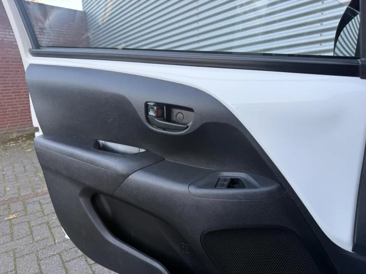 1.0 e-VTi Selection Cruise Led Airco 5 Drs NL Auto Eerste eigenaar Mf Stuur Aux