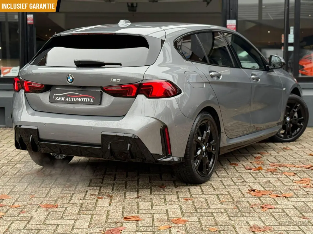 120 M Sport Design Edition Aut*Led*Navi*360*