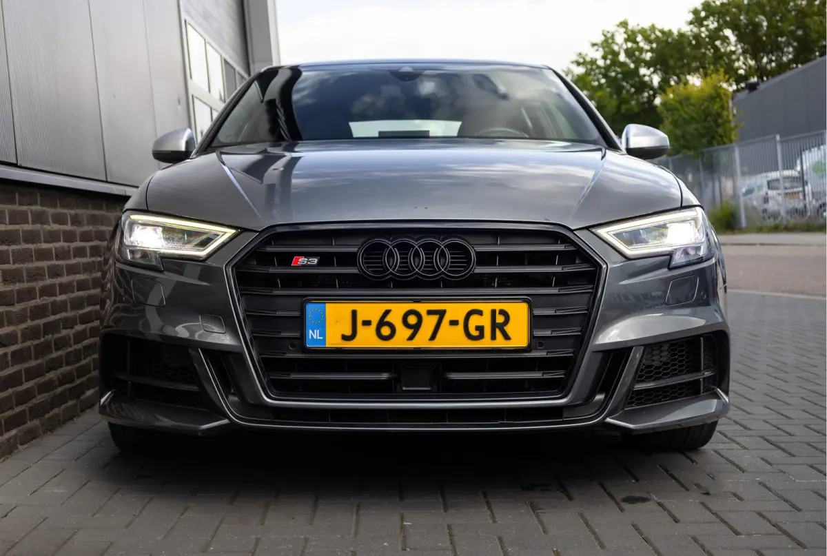 2.0 TFSI 310 pk S3 Quattro Pro Line Plus S-Line /Facelift/ Pano-Dak/ Matrix-Led/ Adap.Cruise/ B&O-Sound/ Dynamic-Steering/ Sport-Stoelen/ Stoel.Verw. Park.Sens/ 19'' LMV