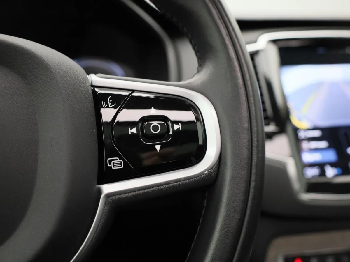 2.0 T8 Recharge AWD Inscription Exclusive | Automaat | Luchtvering | Adaptieve Cruise Stop&Go | Navigatie |  Head-up Display | 360° Camera | Panoramadak | Nappa Leder | Massage Stoelen | St