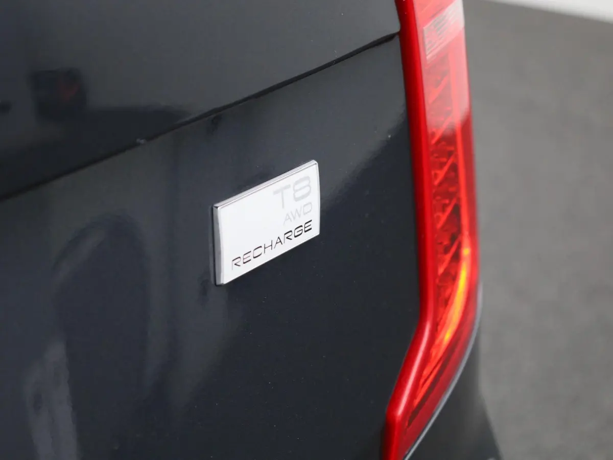 2.0 T8 Recharge AWD Inscription Exclusive | Automaat | Luchtvering | Adaptieve Cruise Stop&Go | Navigatie |  Head-up Display | 360° Camera | Panoramadak | Nappa Leder | Massage Stoelen | St