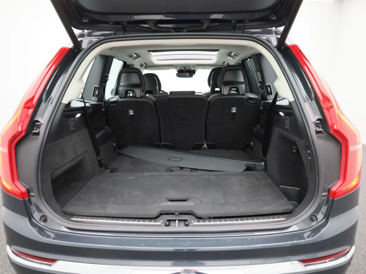 2.0 T8 Recharge AWD Inscription Exclusive | Automaat | Luchtvering | Adaptieve Cruise Stop&Go | Navigatie |  Head-up Display | 360° Camera | Panoramadak | Nappa Leder | Massage Stoelen | St