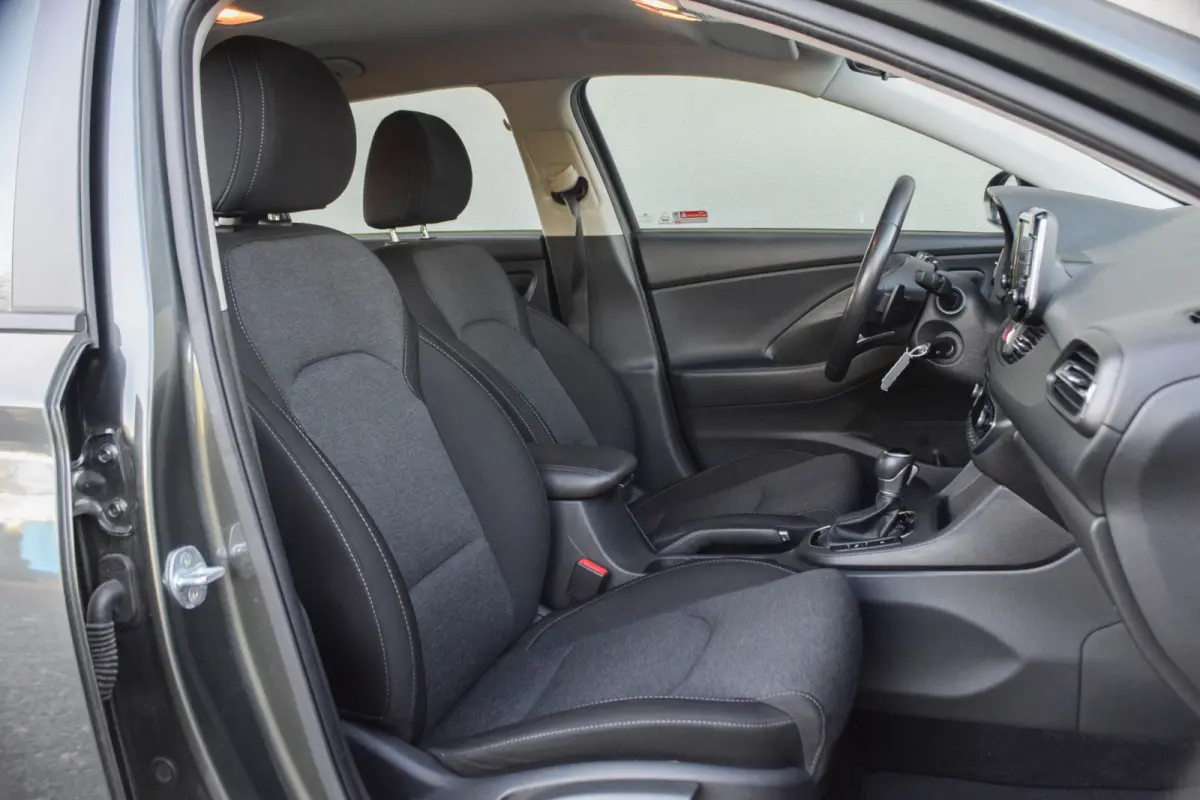 1.0 T-GDi MHEV Comfort Smart / Cruise Control/ Touch Navigatie/ Phonebox/ Verwarmbare stoelen/ 100kW (136PK)