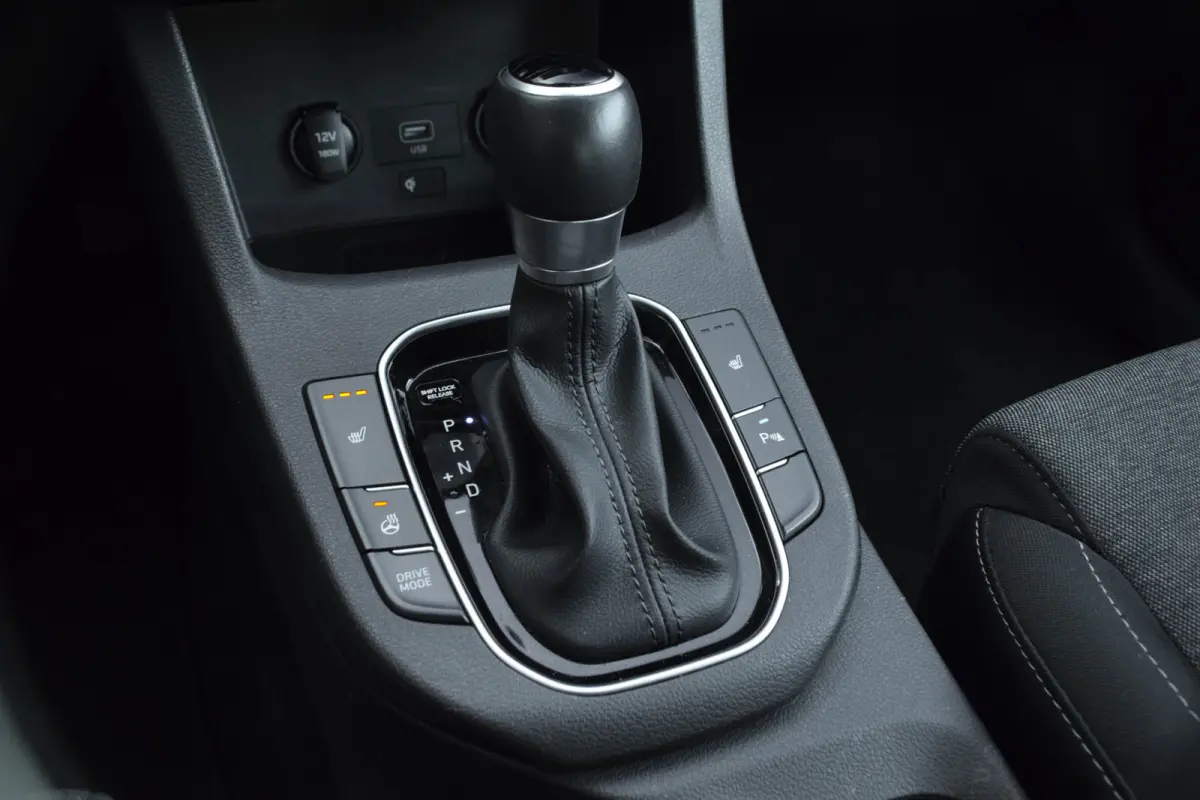 1.0 T-GDi MHEV Comfort Smart / Cruise Control/ Touch Navigatie/ Phonebox/ Verwarmbare stoelen/ 100kW (136PK)