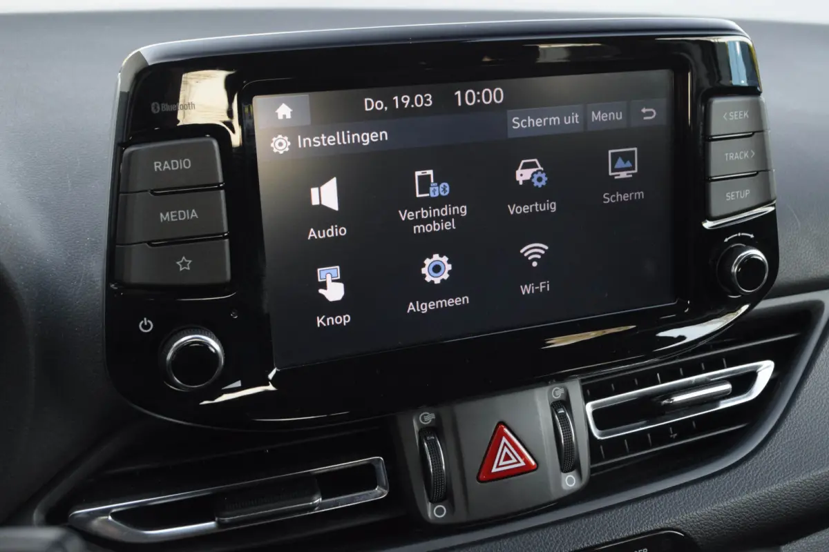 1.0 T-GDi MHEV Comfort Smart / Cruise Control/ Touch Navigatie/ Phonebox/ Verwarmbare stoelen/ 100kW (136PK)