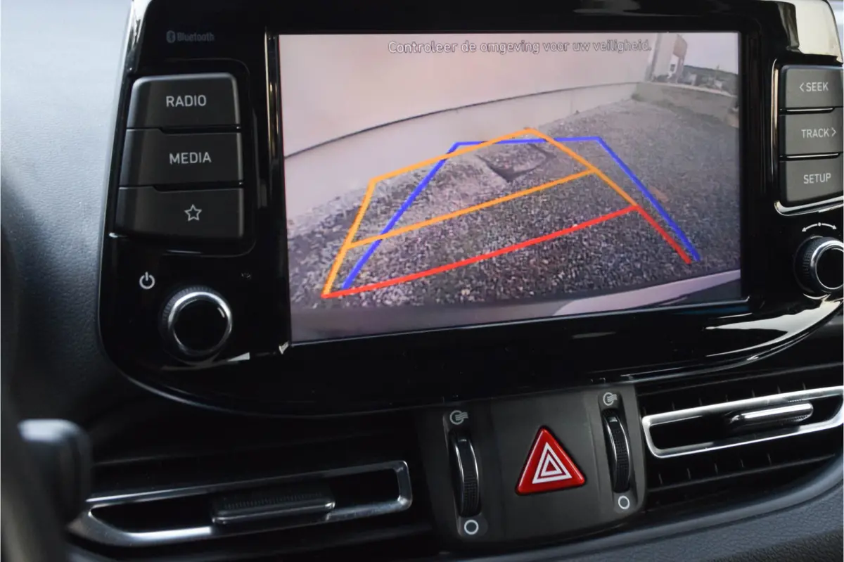1.0 T-GDi MHEV Comfort Smart / Cruise Control/ Touch Navigatie/ Phonebox/ Verwarmbare stoelen/ 100kW (136PK)