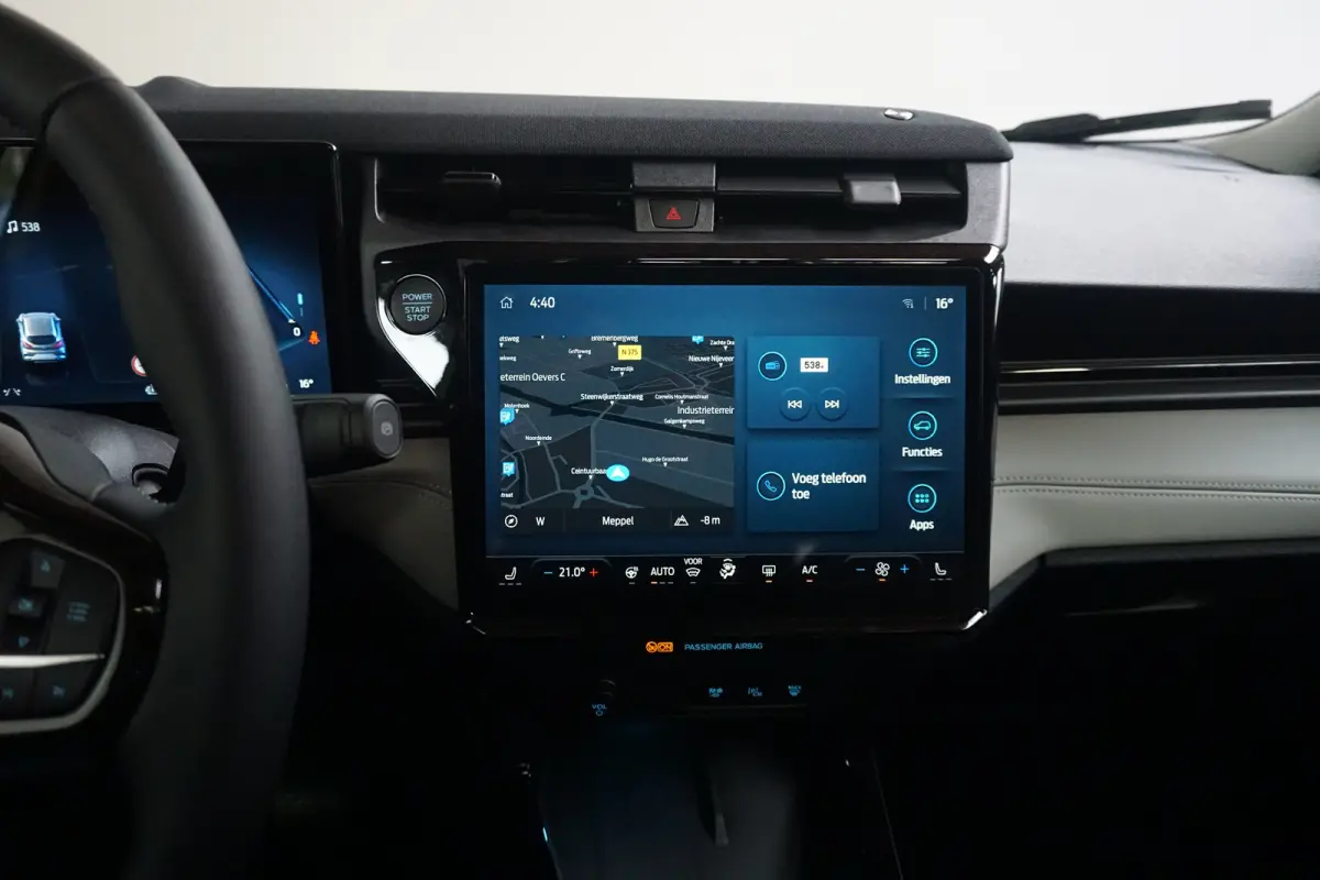 Premium 44 kWh | Ford Voorraad, Snel Leverbaar! | Driver Assistance Pack | Winter Pack | Panoramadak | 19 Inch |
