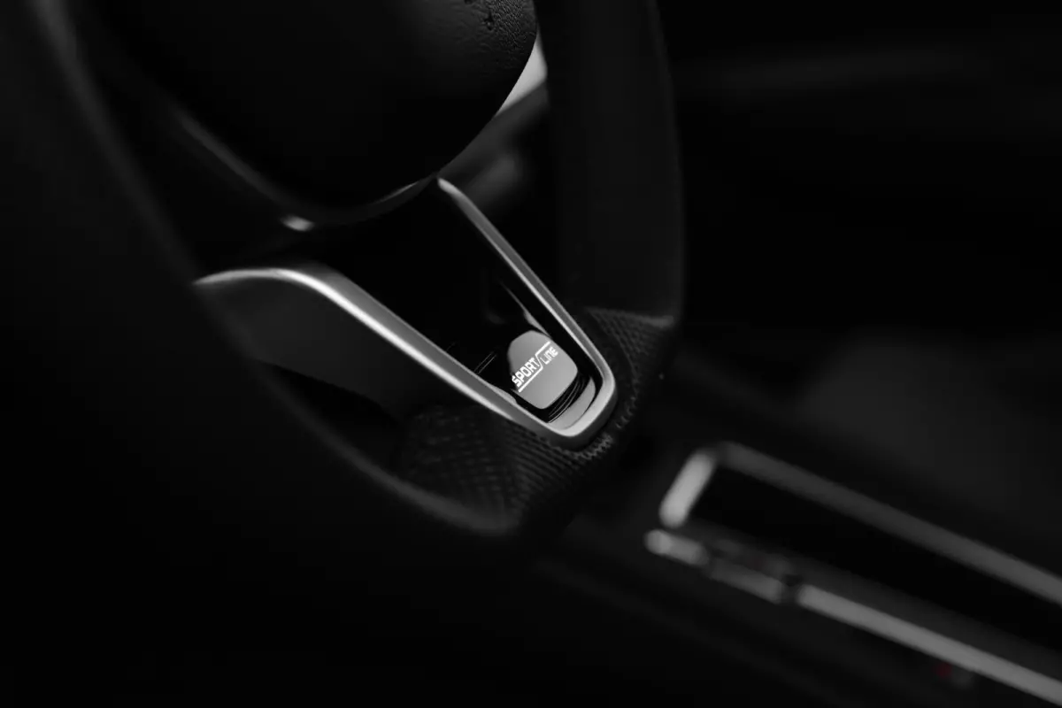 Sportline | Chrome interieur accenten | Driving mode select | LED interieurverlichting inclusief sfeerverlichting