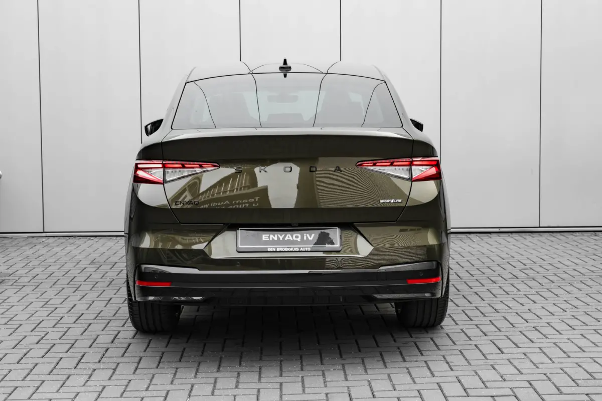 Sportline | Chrome interieur accenten | Driving mode select | LED interieurverlichting inclusief sfeerverlichting