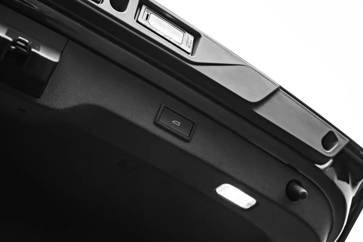 Sportline | Chrome interieur accenten | Driving mode select | LED interieurverlichting inclusief sfeerverlichting